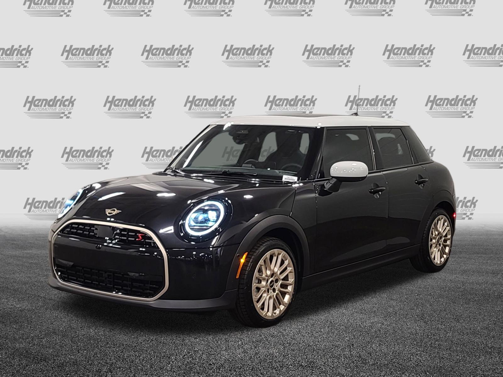 mini hardtop 4 door 2026 WMW53GD00T2Y22660 image mini hardtop 4 door 2026 WMW53GD00T2Y22660 image